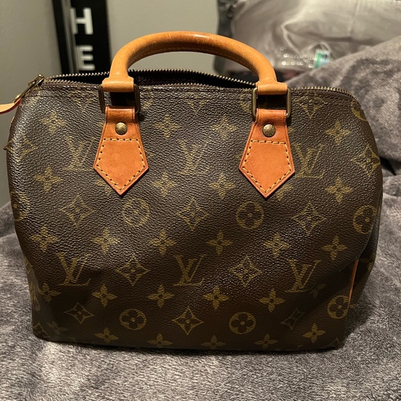 Louis Vuitton Speedy 25 *USED* - Picture 1 of 15
